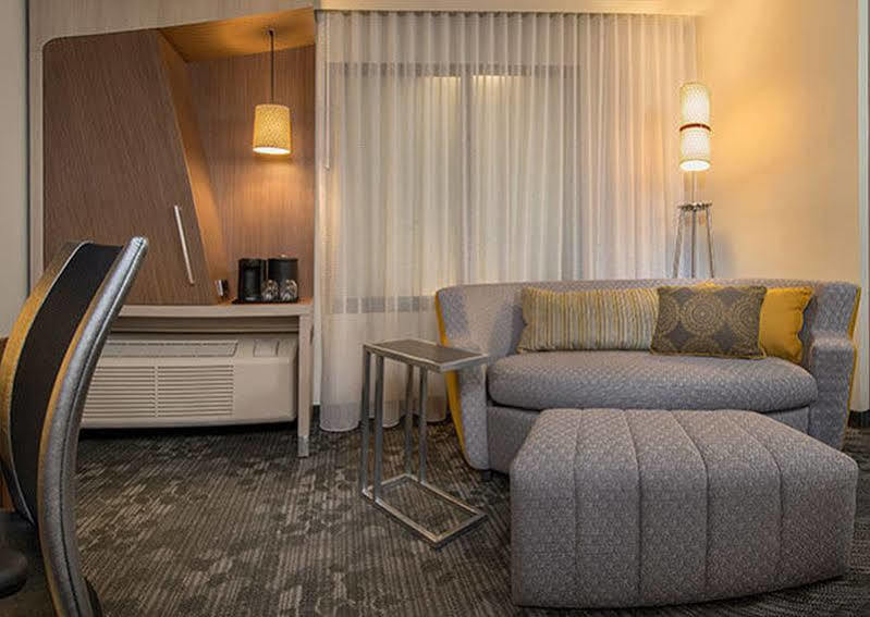 Hotel Courtyard By Marriott Carrollton Exterior foto